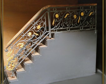 Rampe d'escalier de style - dollhouse miniature 1:12