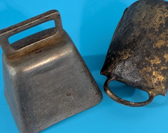 Set aus 2 Vintage Kuhglocken