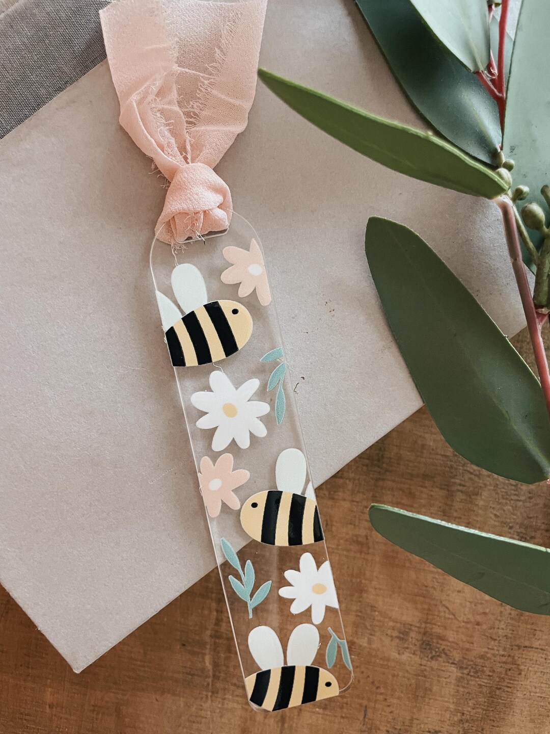 Bee Bookmark | Acrylic Bookmark | Bumblebee | Page Holder | Book Mark ...