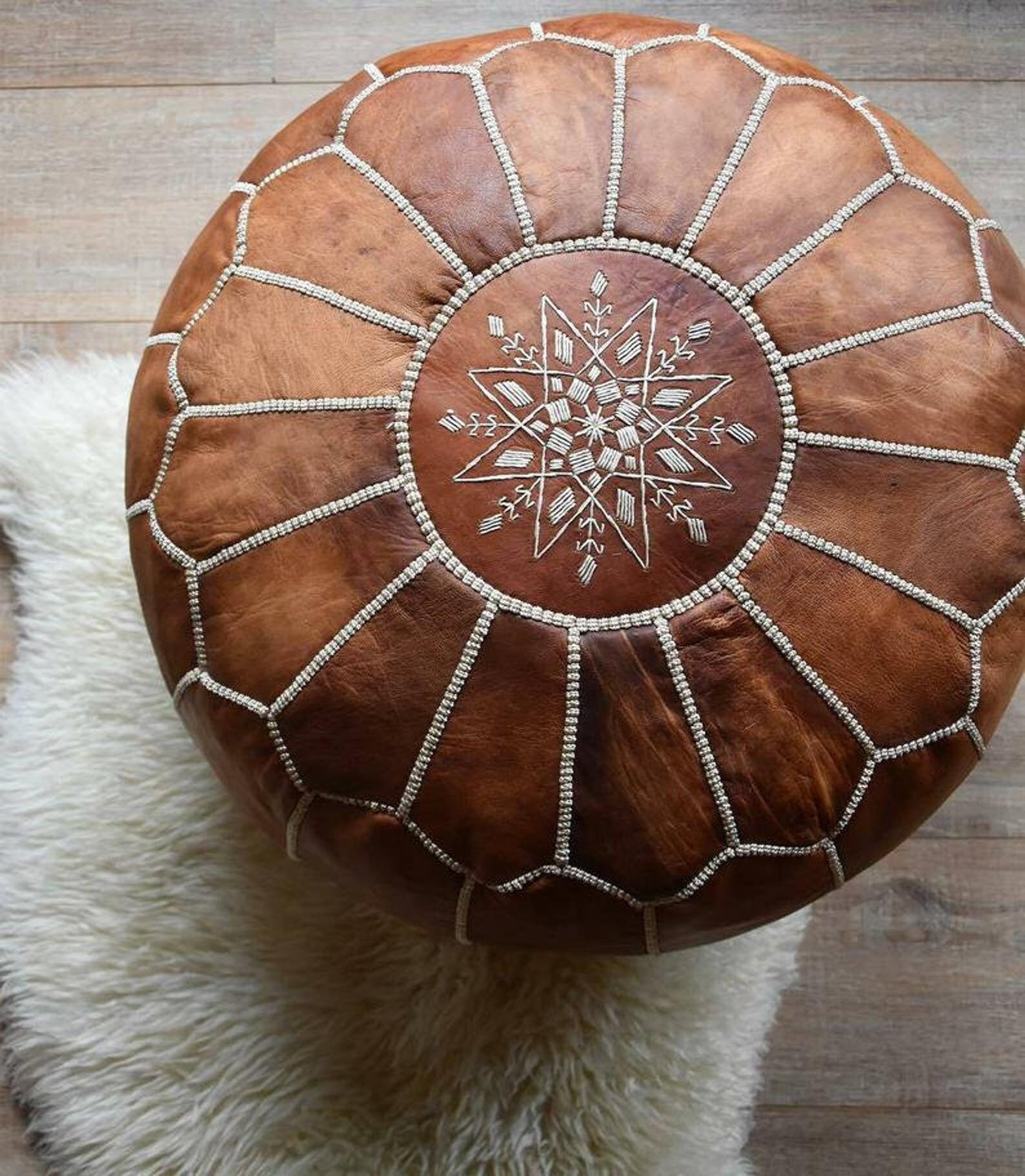 Ottoman En cuir Marocain,