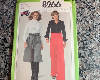 Simplicity Pattern 8266 Medium 14-16 Culottes and Pants Vintage 1977