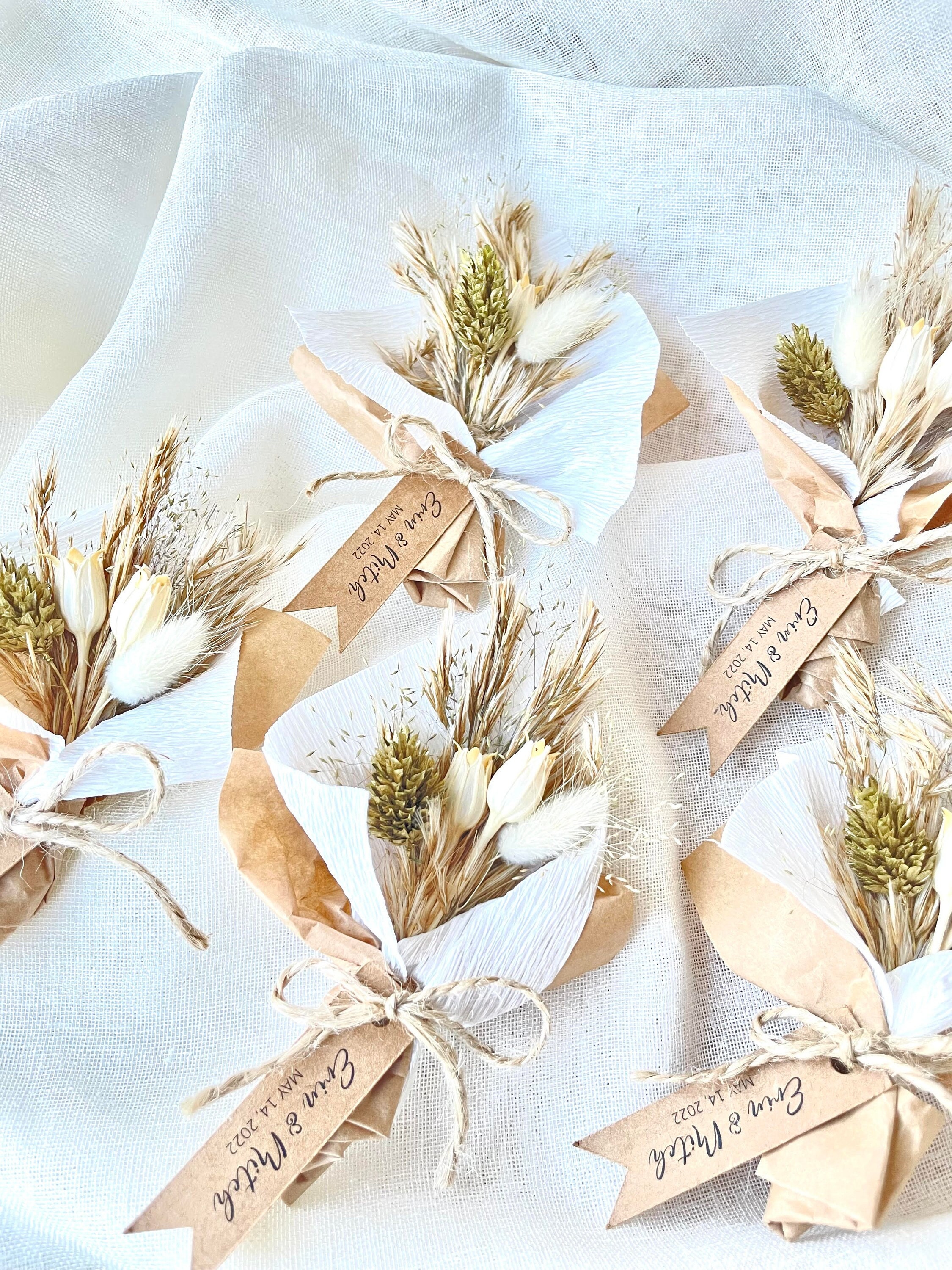 Magnet Favors for Guest, Rustic Wedding Favors, Party Favor, Mini Dry Flowers Bouquet, Unique Favors, Personalized Favors, Bulk Magnet Gifts Magnet Favors for Guest, Rustic Wedding Favors, Party Favor, Mini Dry Flowers Bouquet, Unique Favors, Personalized Favors, Bulk Magnet Gifts
