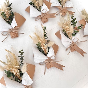 Mini buquê - Lembrancinhas de casamento para convidados - Buquê de flores secas magnéticas - Lembrança em massa