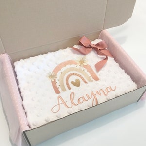 Manta de bebé bordada personalizada, manta de bebé arcoíris con flores, mantas de bebé personalizadas, regalo de baby shower, regalo de bebé, bebé arcoíris