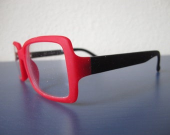 kleine rote/silberne Metallbrille mit Acetatbügeln