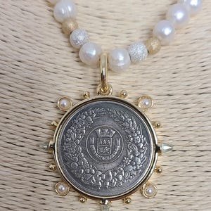 Reproduction French coin pearl necklace.  Classic Statement necklace. Faceted freshwater pearls. Elegant Vogue inspired couture necklace.