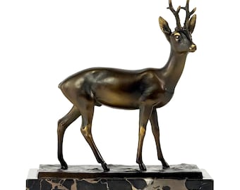 Art Deco deer statue/statuette/figurine in brass on a marble base, circa 1920-1935 | Red deer, stag, roe deer, hunting, hunter, trophy, cup