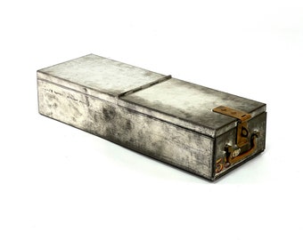 Bank locker drawer, no. 587, LIPS | Cash box, money bomb, safe, tin can, can, cupboard, used look, rat look, Netherlands