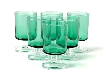 6 Vintage Cavalier Kelly Green 3oz Liqueur Glasses by Luminarc of France - 70s | Mid Century Glasses, Home Bar, Shot Glass, Stained Glass, Mini Bar