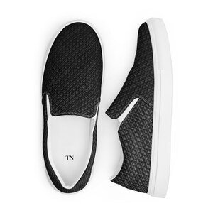 U.K - Sustainably Made Men’s slip-on canvas shoes main image 1