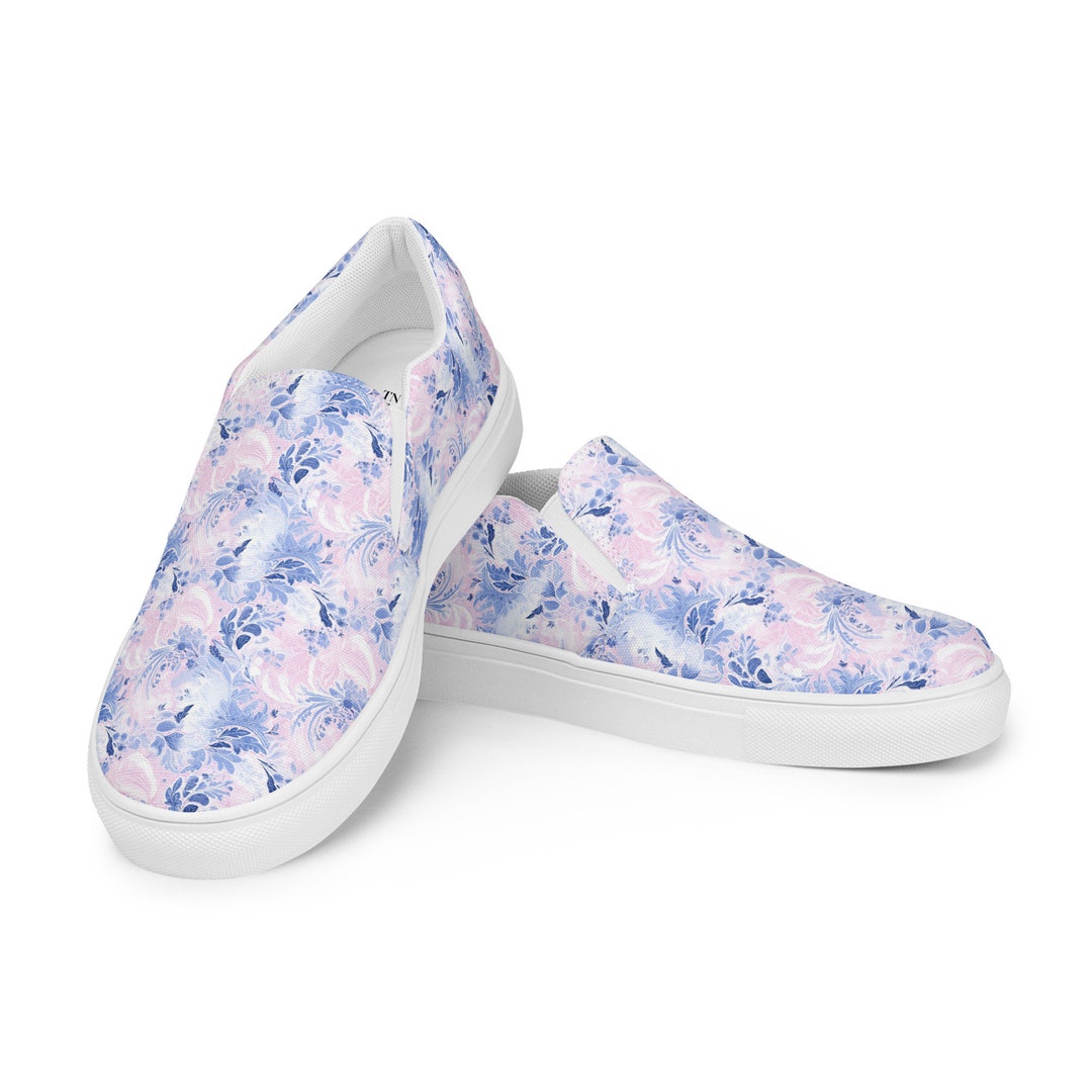 Blue Paisley Pattern Print Black Sneaker Shoes For Men Women main image 1