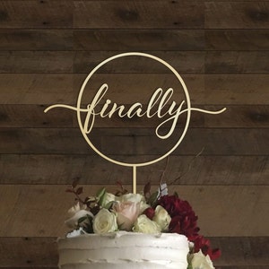 Topper per torta "Finally", Topper per torta nuziale "Finally", Topper per torta nuziale, Topper per torta nuziale rustico in legno, Topper per torta personalizzato circolare, #133_2