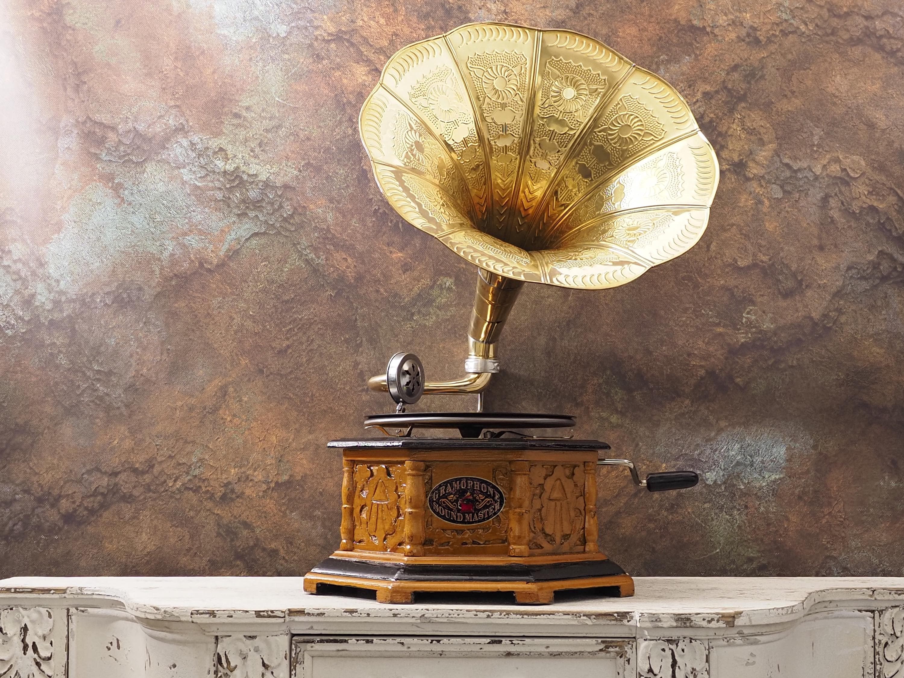 Antique wind up phonograph record player - Etsy 日本