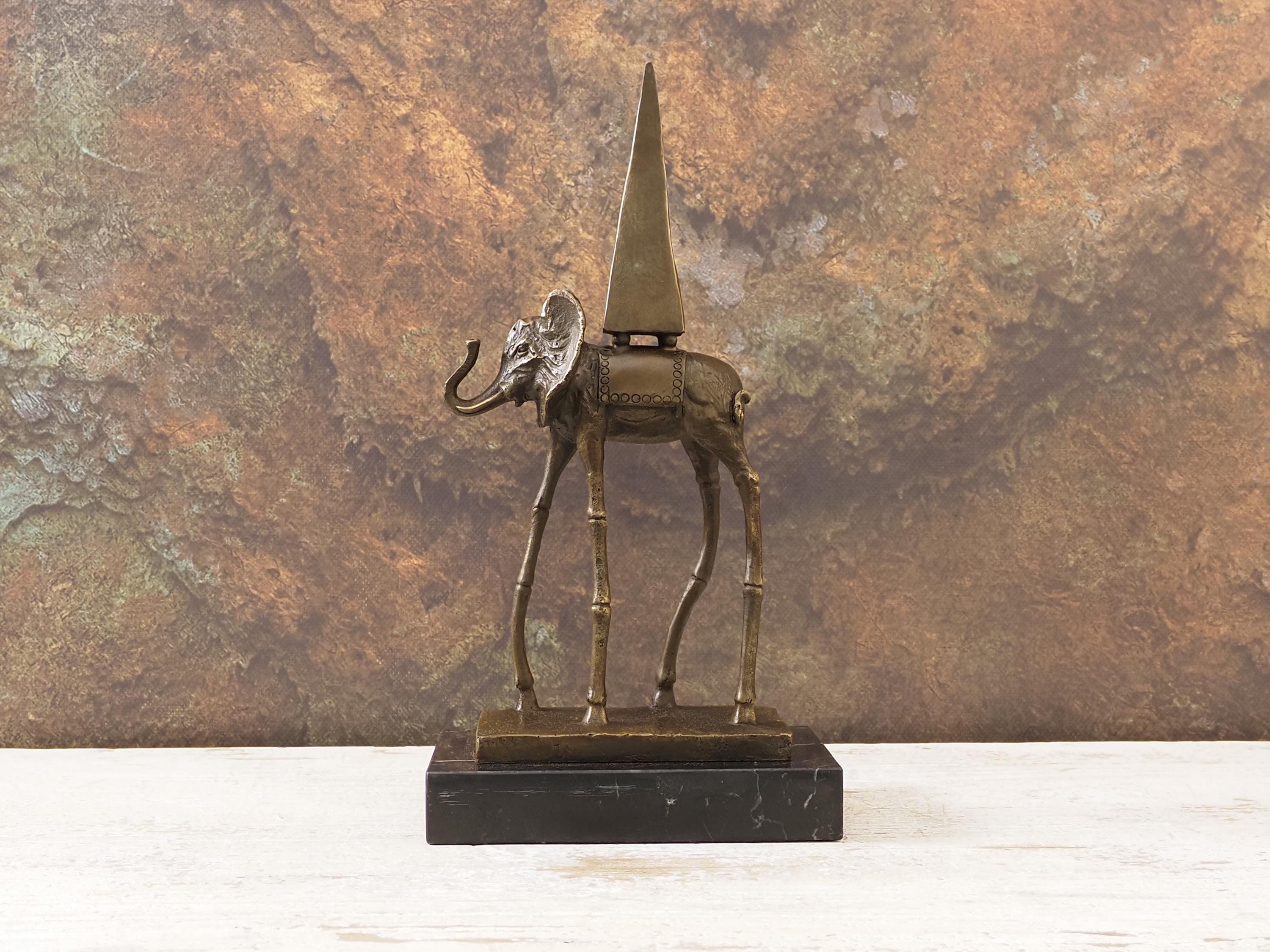 Dali elephant sculpture - Etsy 日本