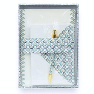 A5 Briefpapier, Briefpapier-Set mit 20 Bögen + 16 Umschlägen, schönes Geschenkset mit Kugelschreiber, für Weihnachten oder Jubiläum