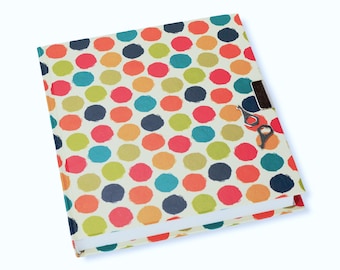 Square diary with lock, thick sketchbook to write in, colorful children's diary with colorful dots, 6,3x7,5”, 240 pages.