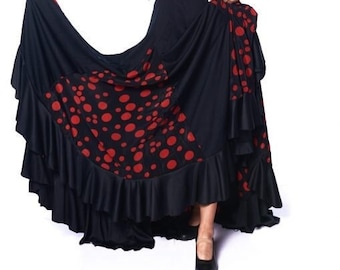 Plain flamenco dress with black straps with 6 red or white polka dot stripes