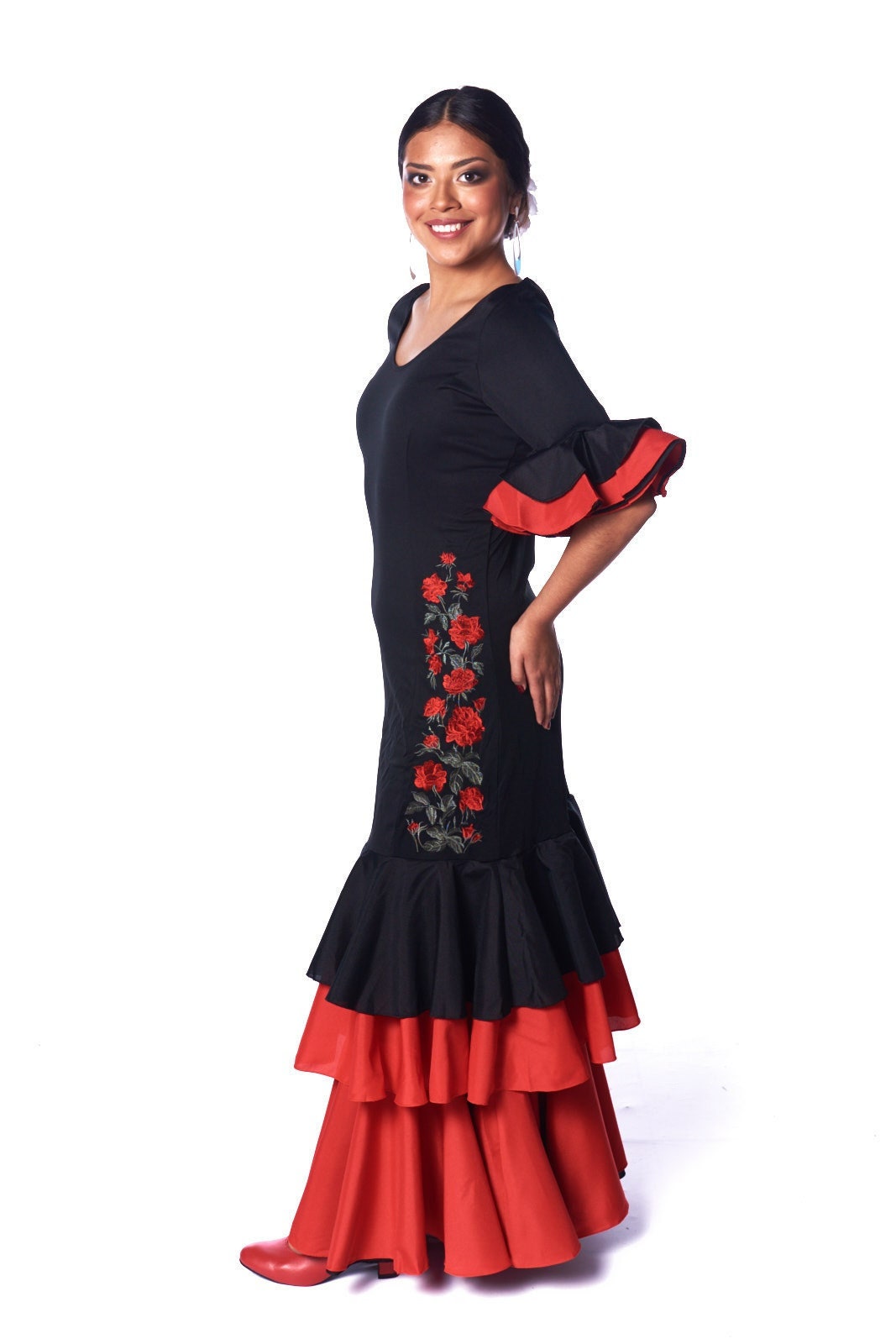 Vestido de mujer negro para bailarín flamenco español