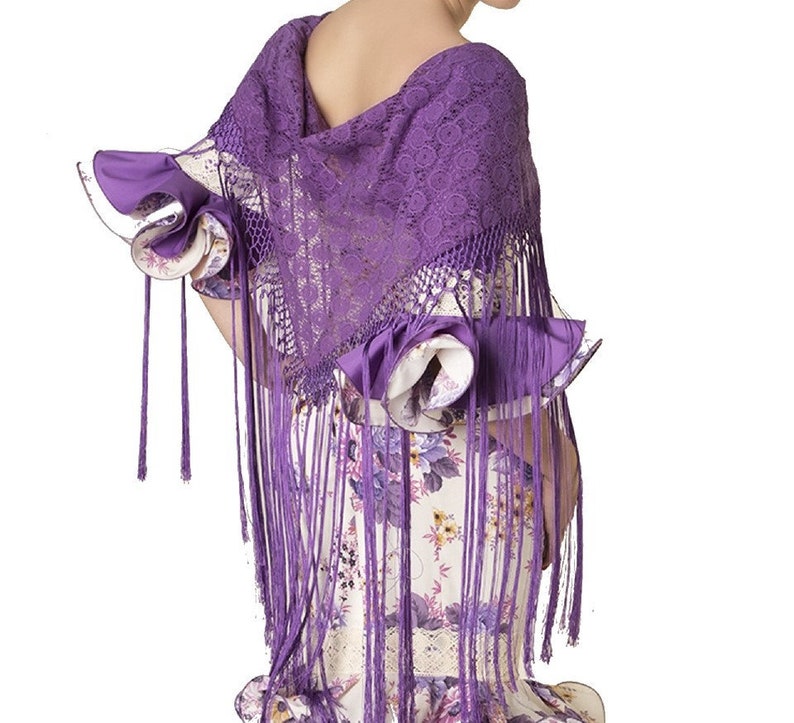 Châle De Danse Flamenco Brodé - Franges Dorées Et Fleurs Blanches - 100% Polyester - Authentique Et élégant