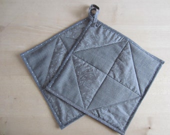 Pot holders, 2 pieces