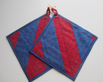 Pot holders, 2 pieces