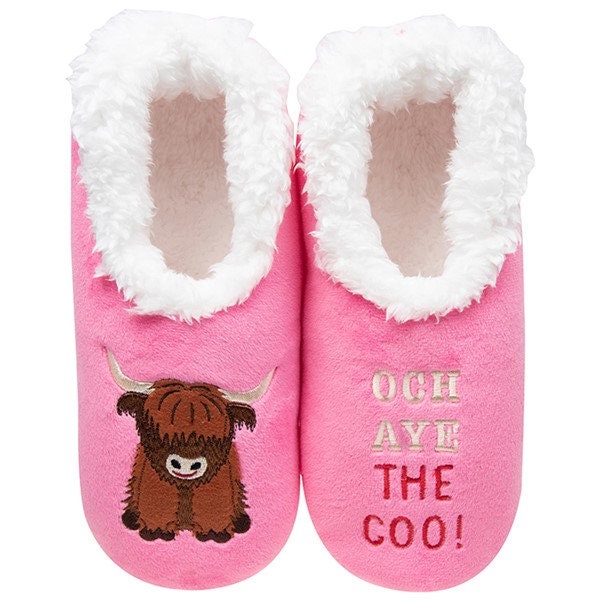 Snoozies washable cosy feet coverings Style  simply pairables Highland Cow Och aye the Coo Pink