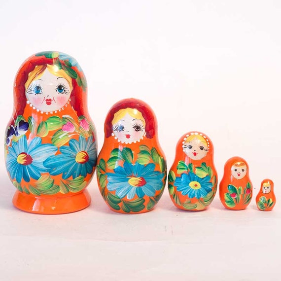 small russian nesting dolls