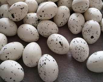 dekorative Eier zum Basteln Dekorieren 35 Stück ( 4cm ) oder 55 Stück ( 3cm )