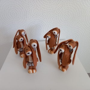 4 Hasen Paare aus Ton mit langen Ohren in braun beige 7 x 3,5 x 3,5cm