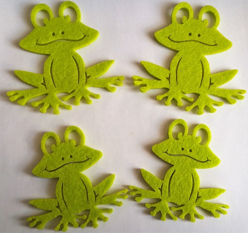 4 frogs made of felt parts Felt frogs light green 8.9 cm x 8.6 cm and 7.5 cm x 7.3 cm image 2