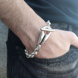 Zilveren dikke herenarmband, dikke rolo-ketting, dikke knevel, antiek verzilverd