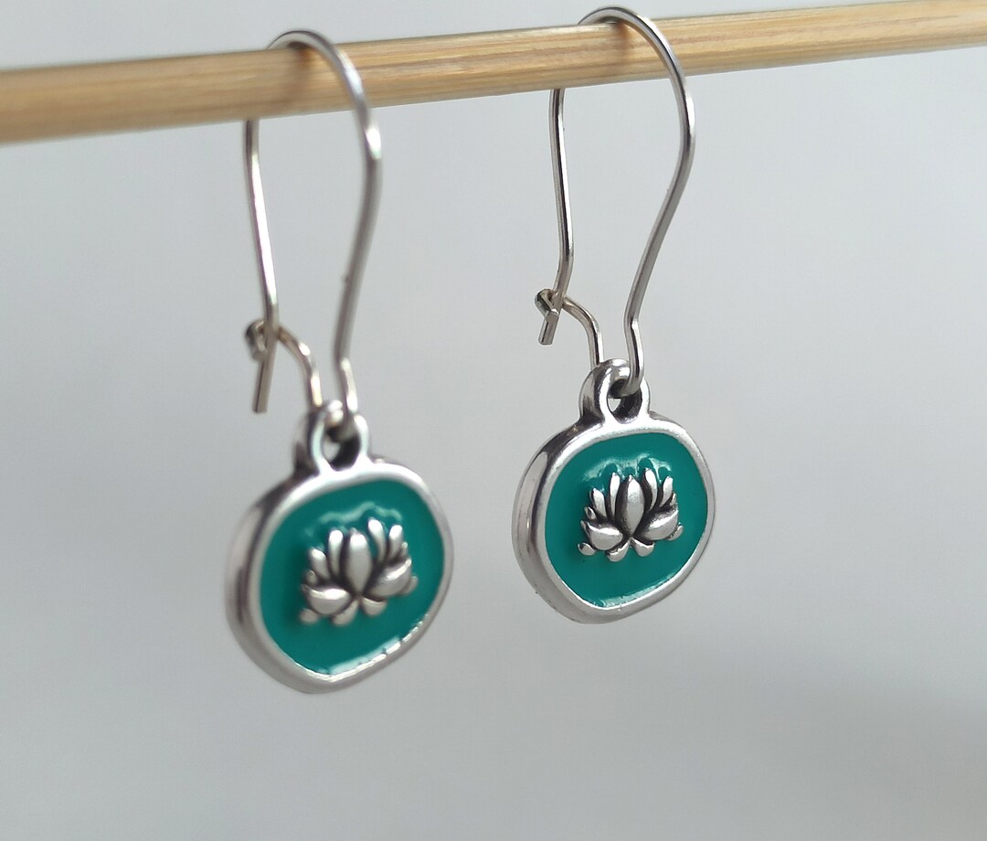 Antique Blue Lotus Silver Earrings main image 0