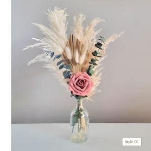 Dried Flower Palm Pampas Centerpiece Floral Centerpieces Boho Wedding Neutral Theme Palm Leaf Centerpiece Baby Shower centerpiece for table