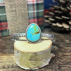 5 Pulseira de punho de turquesa e prata esterlina Kingman feita no sudoeste