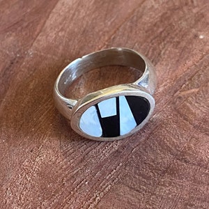 Navajo White Buffalo & Onyx Sterling Silver Inlay Ring Size 6.5