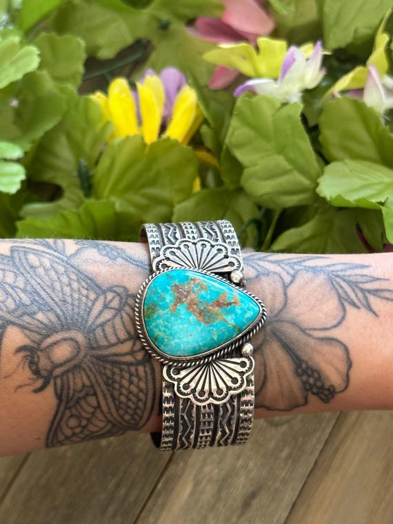 ※ ntkontact Sunshine Reeves Sunshine Reeves Cuff – mesasedgetaos.com