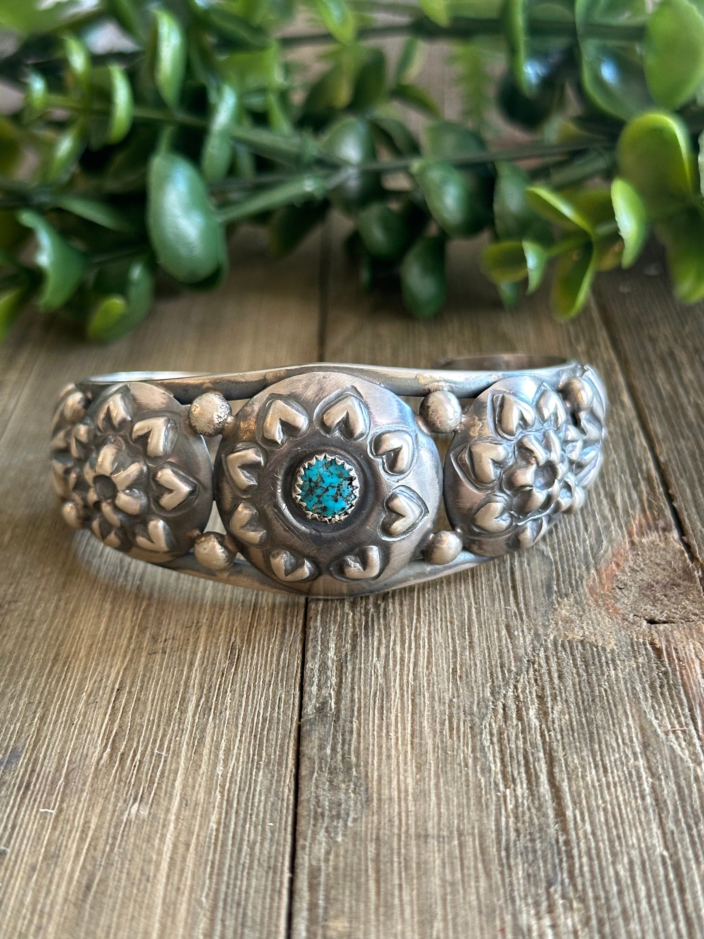 ナバホ　バングル　Tim Yazzie Sterling silver ナバホ族バングル〈Tim Yazzie〉 | coconino