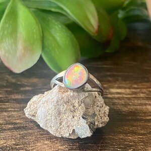 Navajo Made White Opal & Sterling Silver Ring Size 6.5
