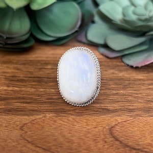 Reda Galvan Moon Stone & Sterling Silver Ring Size 7.75