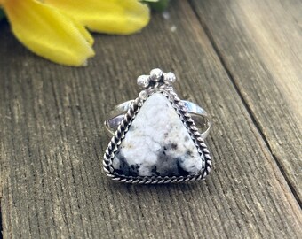 ナバホ族製ホワイトバッファロー＆スターリングシルバーリング - Etsy 日本