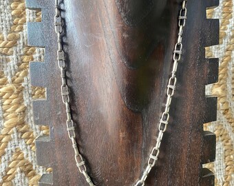 ナバホ Sally Shirley Silver Chain Necklace Sally Shirley Sterling Silver Link Chain Necklace – Indian