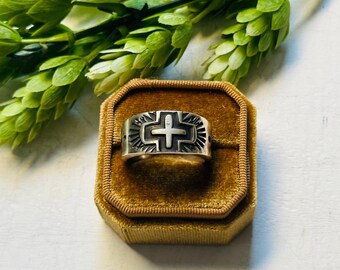 Elvira Bill Sterling Silver Ring Size 9.5 - Etsy