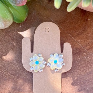 Floria Shebala Brincos de flor de prata esterlina e pedra multi