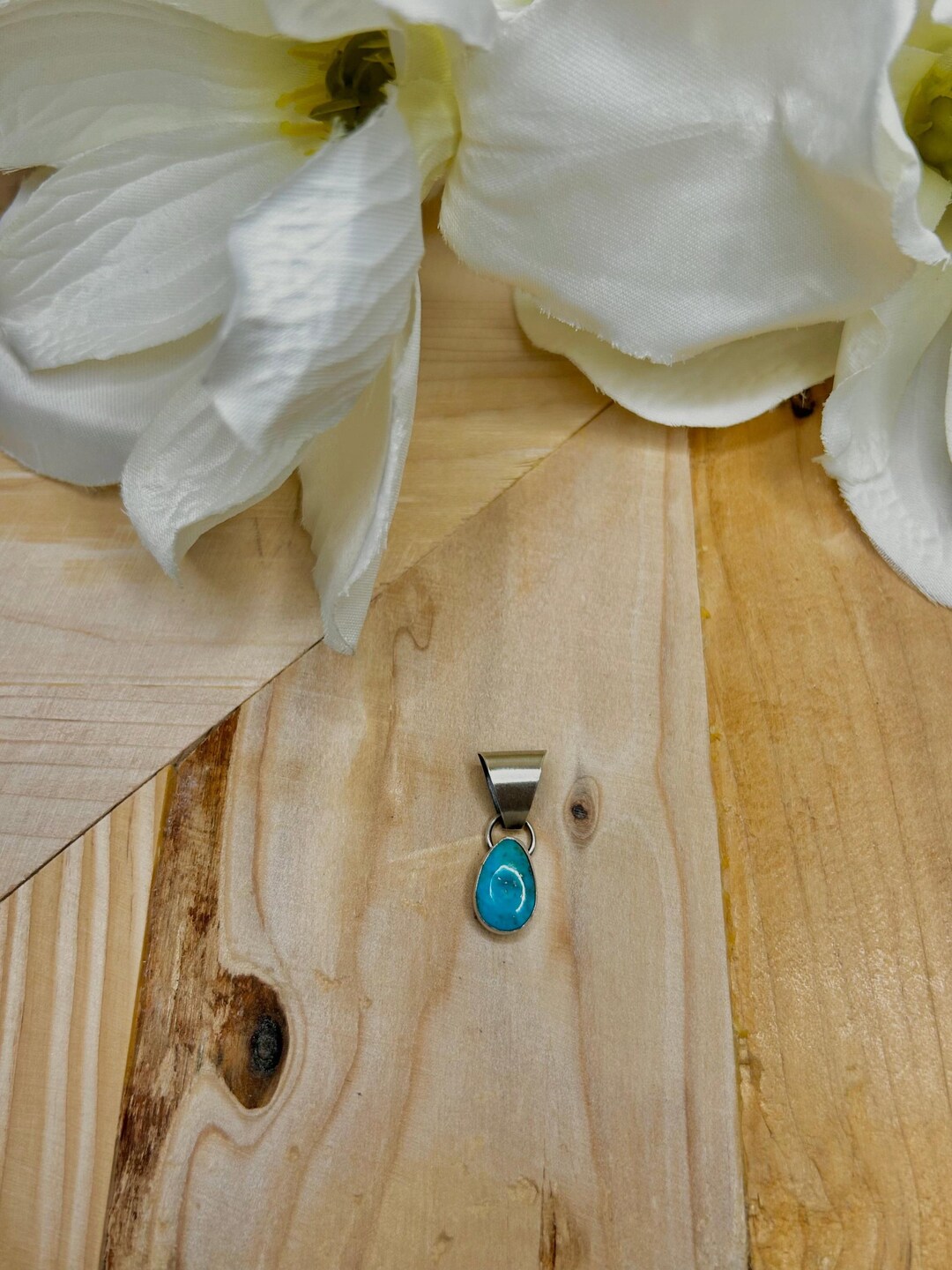 Navajo Made Kingman Turquoise & Sterling Silver Pendant - Etsy