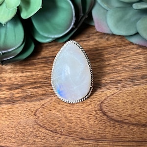 Reda Galvan Moon Stone & Sterling Silver Ring Size 8