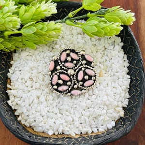 Navajo Made Pink Conch & Sterling Silver Adjustable Cluster Ring