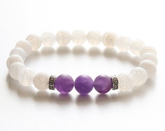 Amethyst and White Agate Beaded Bracelet - Healing Bracelet - Stretchy Bracelet - Gemstone Bracelet - Gift for Her - Crystal Jewelry