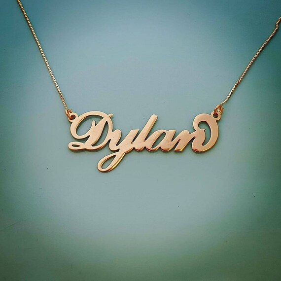 Dylan shop name necklace