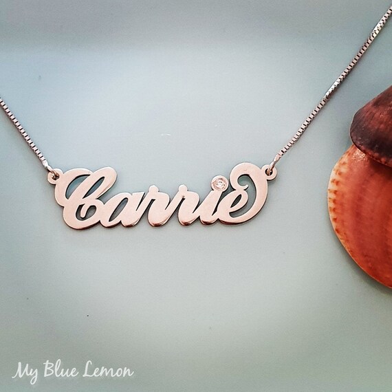 Carrie Name Necklace - Gold