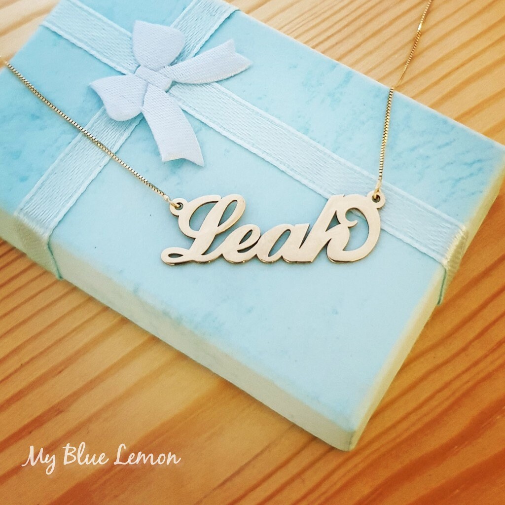 Leah Name Necklace Gold Chain Sex in 